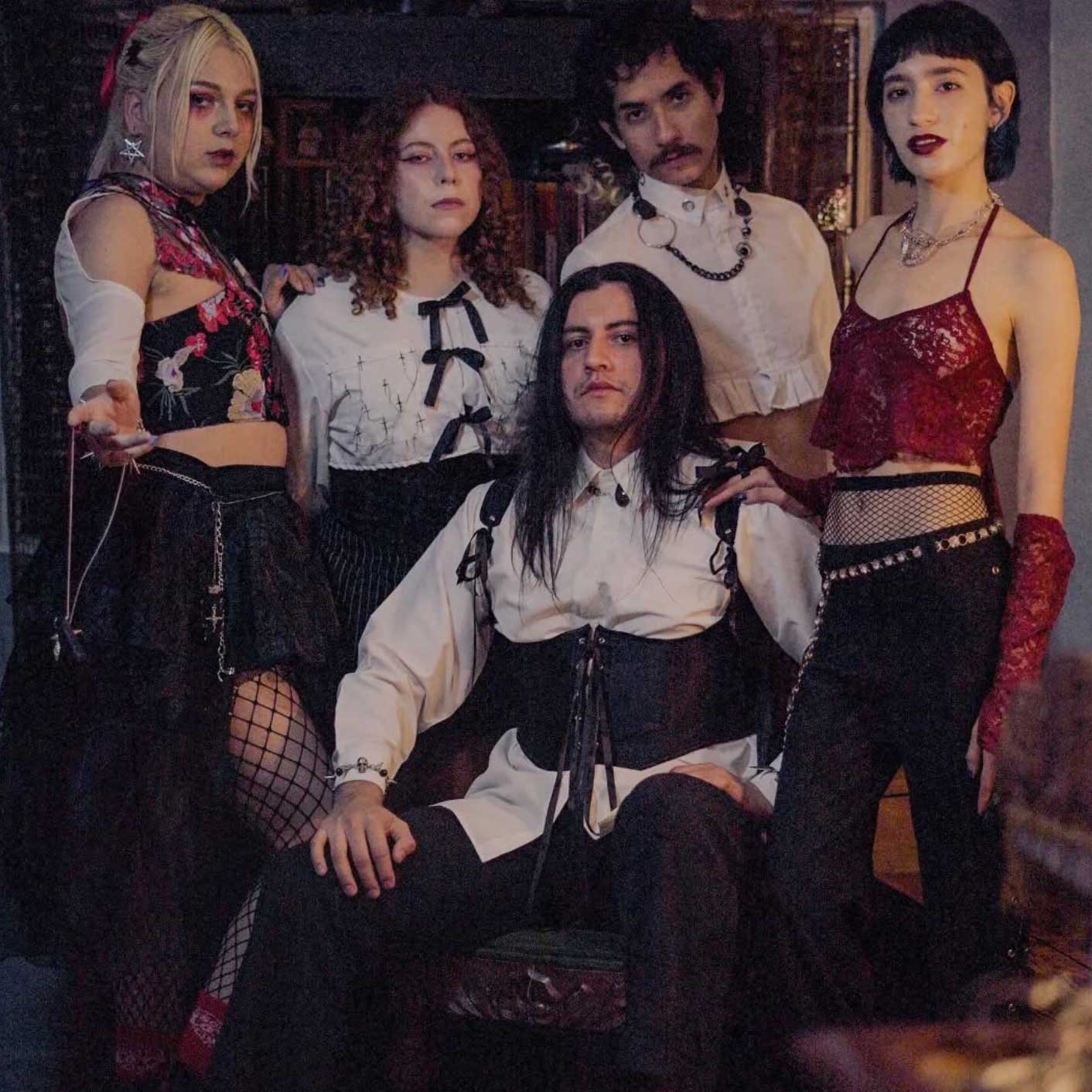 Saturnina-perfil.jpg